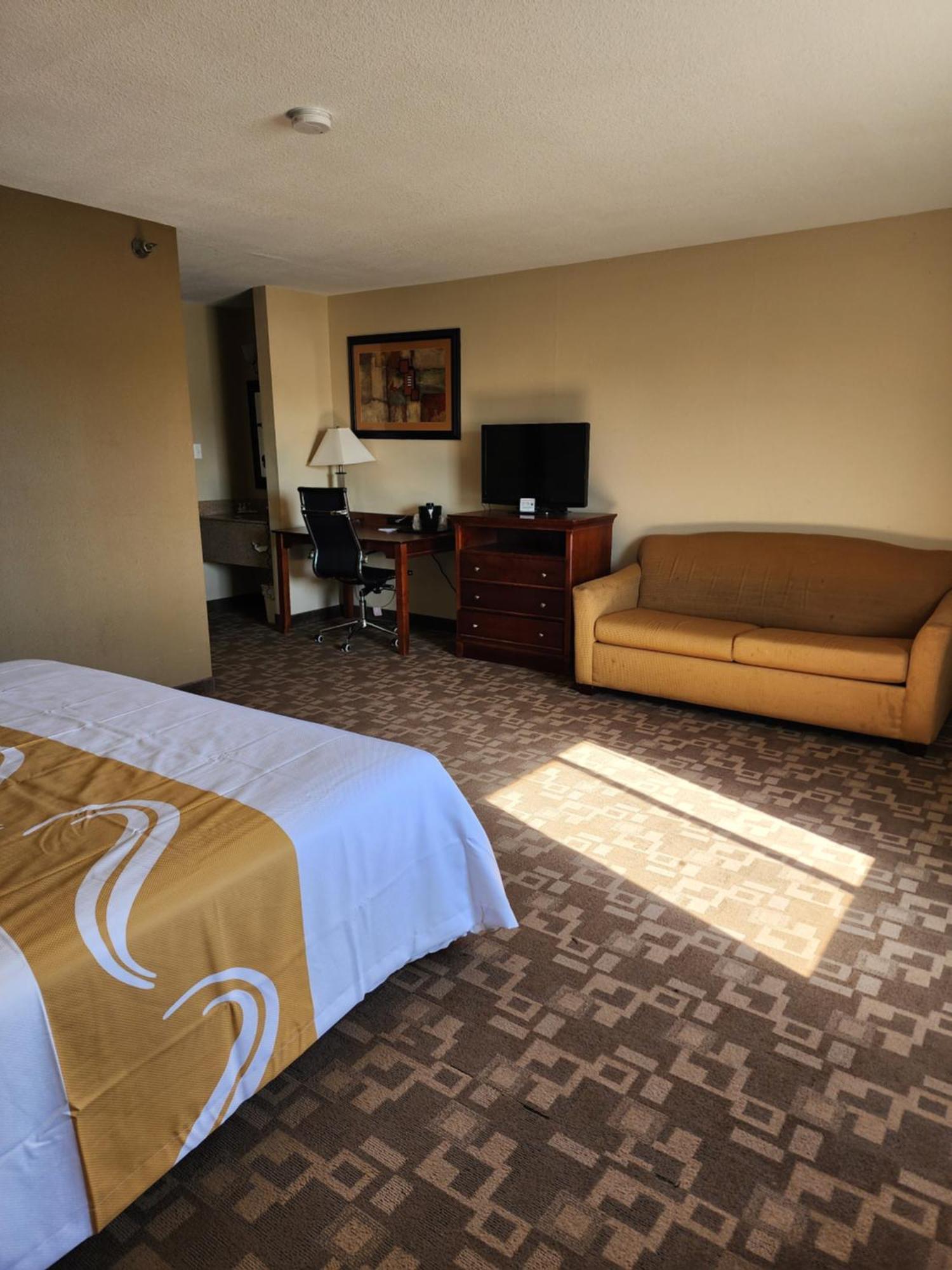 Quality Inn I-70 At Wanamaker Topeka Exterior photo